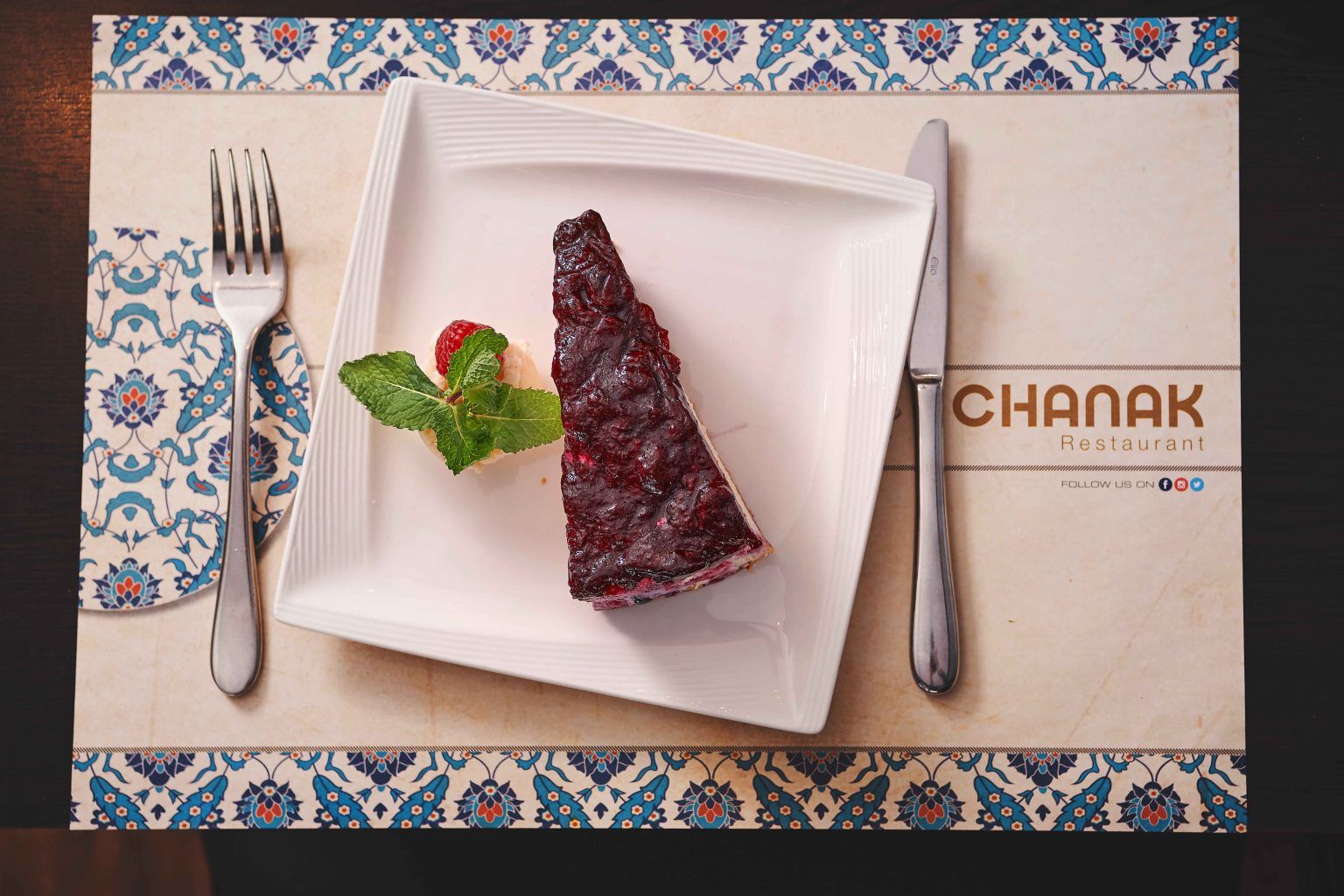 Cheesecake on a Chanak place mat
